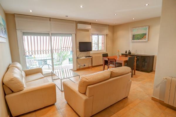 #17667 - Apartamento Casals | Ferienunterkünfte | Hello Homes Sitges