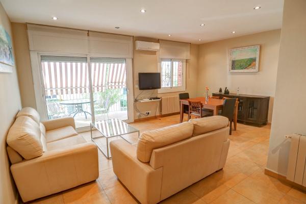 #17669 - Apartamento Casals | Ferienunterkünfte | Hello Homes Sitges