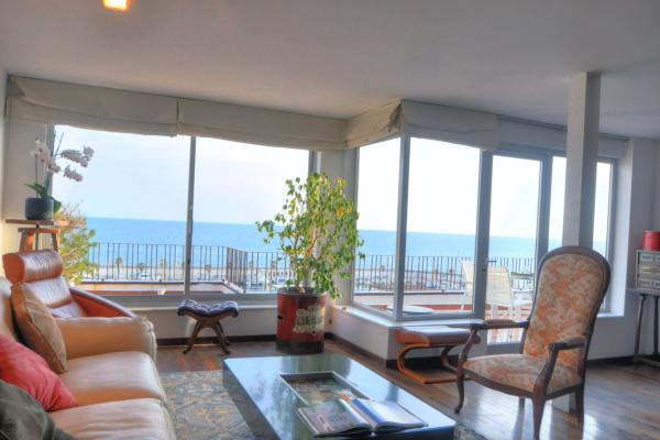 #2792 - AMAZING DUPLEX AIGUADOLC | Aluguel de Temporada | Hello Homes Sitges