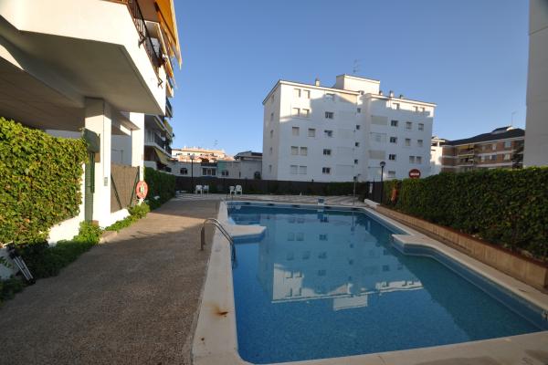 #4658 - Center Apartment with Swimming pool | Aluguel de Temporada | Hello Homes Sitges