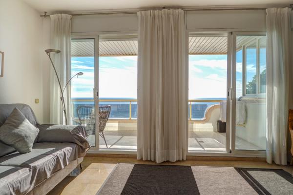 #52366 - Ocean Skyline Penthouse | 假日租赁 | Hello Homes Sitges