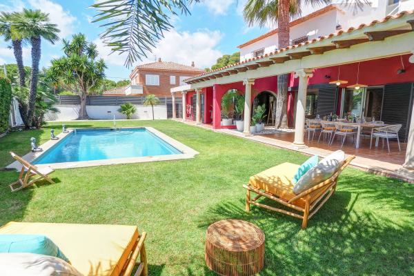 #52521 - Villa Nirvana | Vakantieverhuur | Hello Homes Sitges