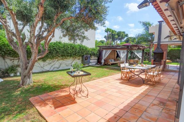 #52526 - Villa Nirvana | Tatil Kiralama | Hello Homes Sitges