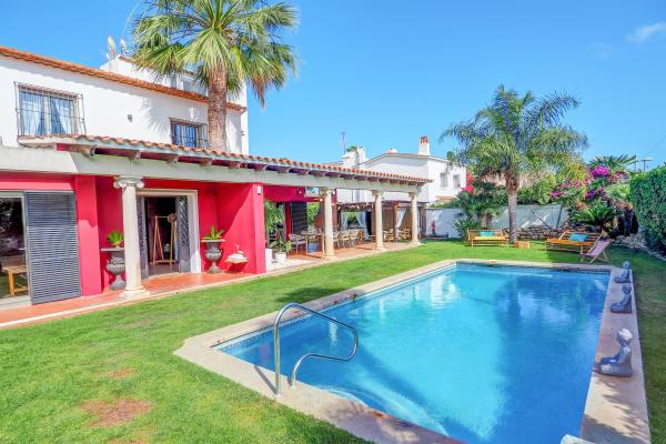 #52540 - Villa Nirvana | Wynajem wakacyjny | Hello Homes Sitges