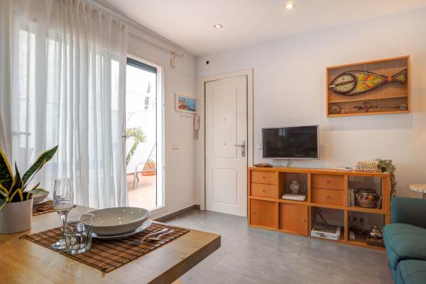 #53555 - Central Terrace | Tatil Kiralama | Hello Homes Sitges