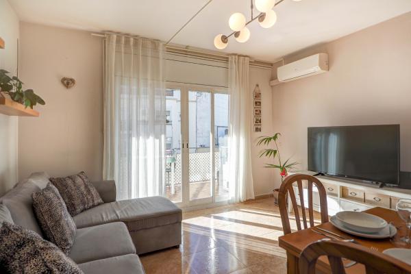 #53600 - Le Blanc Apartment | Vakantieverhuur | Hello Homes Sitges