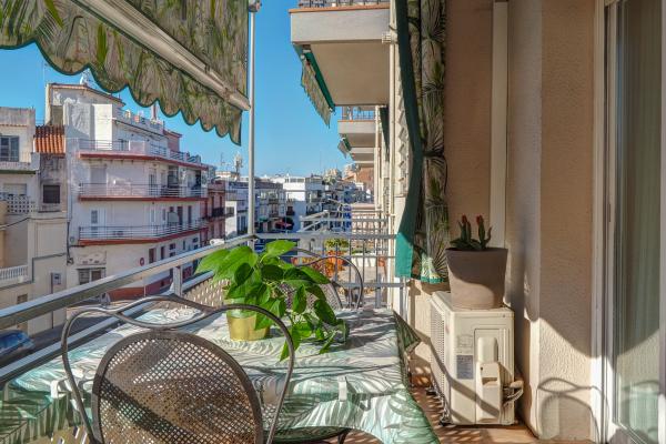 #53608 - Le Blanc Apartment | Wynajem wakacyjny | Hello Homes Sitges