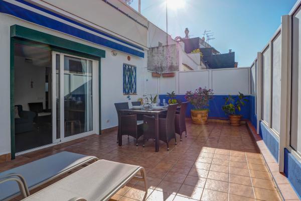 #53633 - Central Terrace | Aluguel de Temporada | Hello Homes Sitges