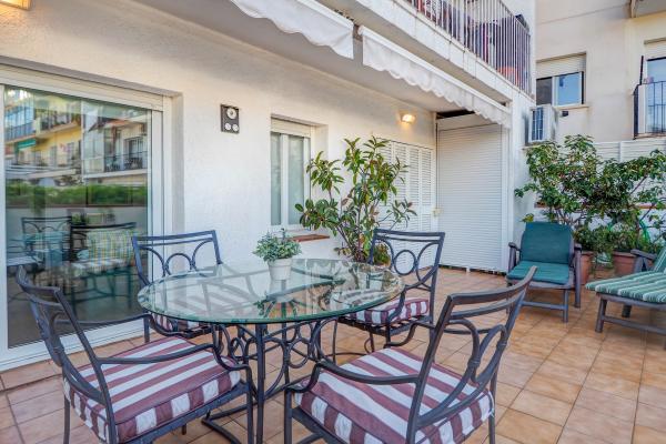 #53637 - La sirena Apartment | Lomavuokraus | Hello Homes Sitges